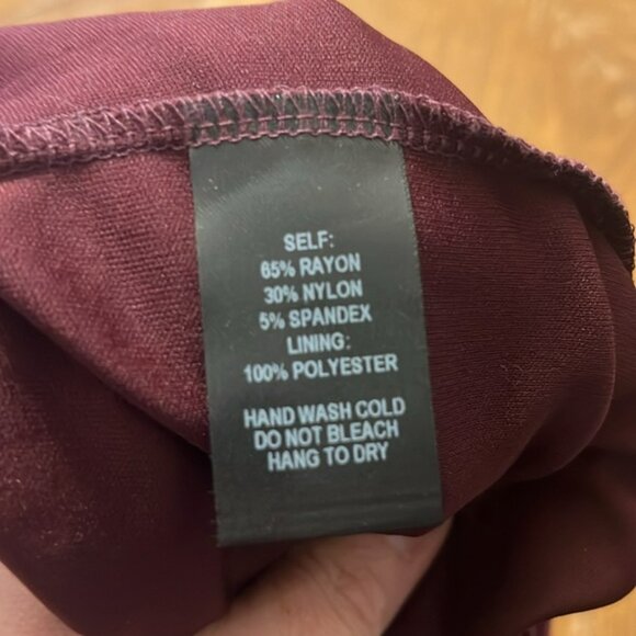 NWT lulus burgundy fit and flare mini deep v neck skater dress medium - Picture 14 of 14